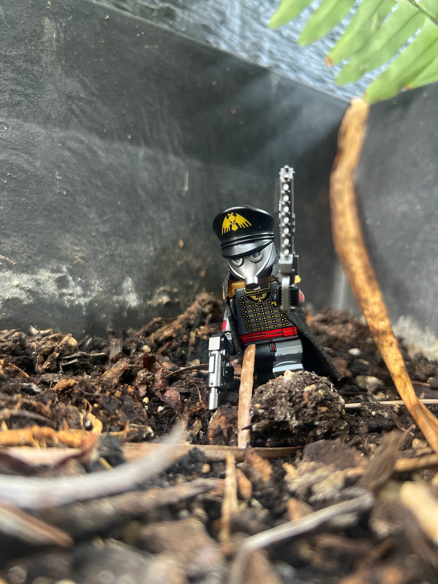 Krieg Commissar Minifigure War hammer